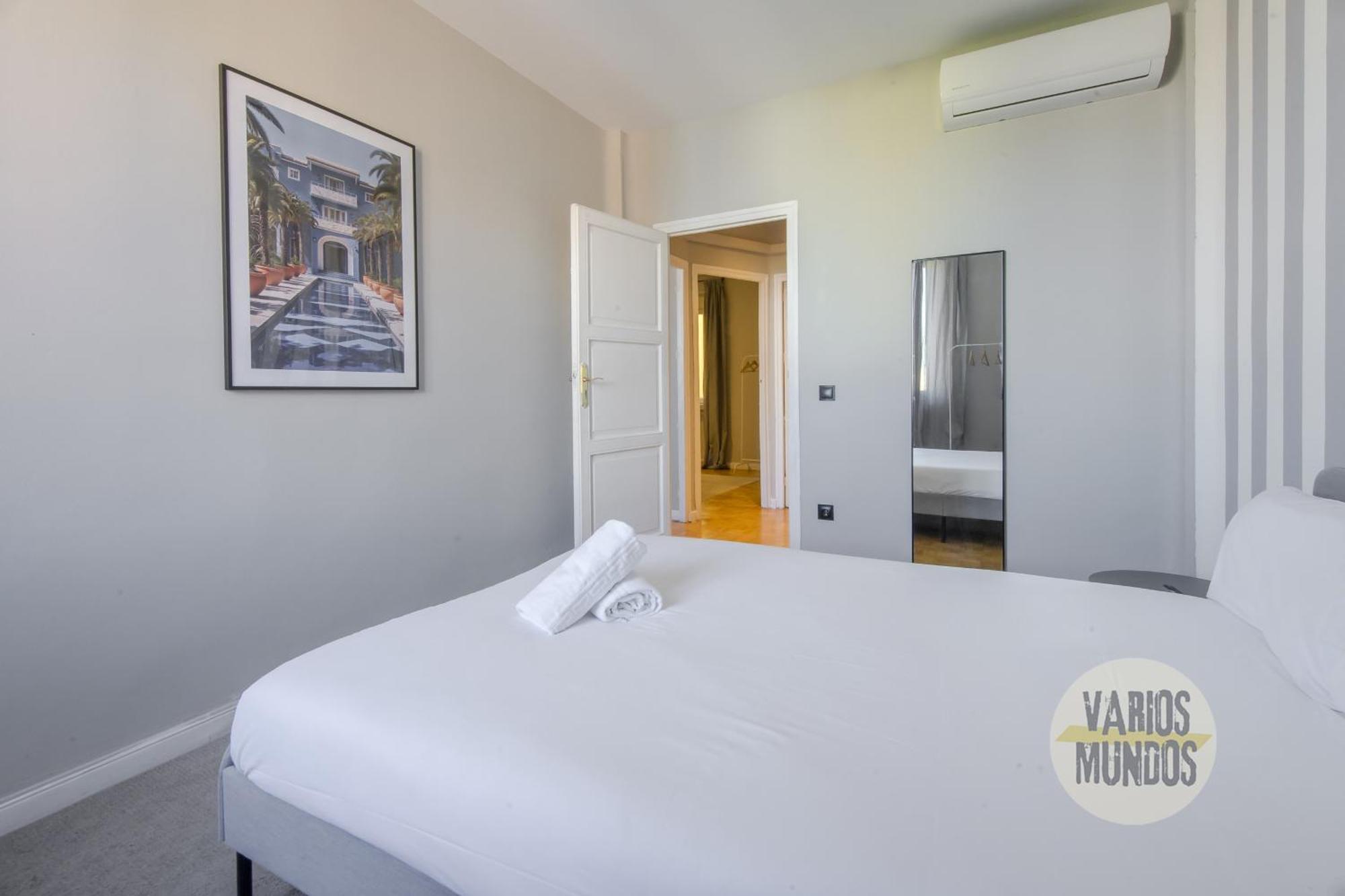 Apartamento De 4Hab En La Latina Con Vistas A Madrid Centro Luaran gambar